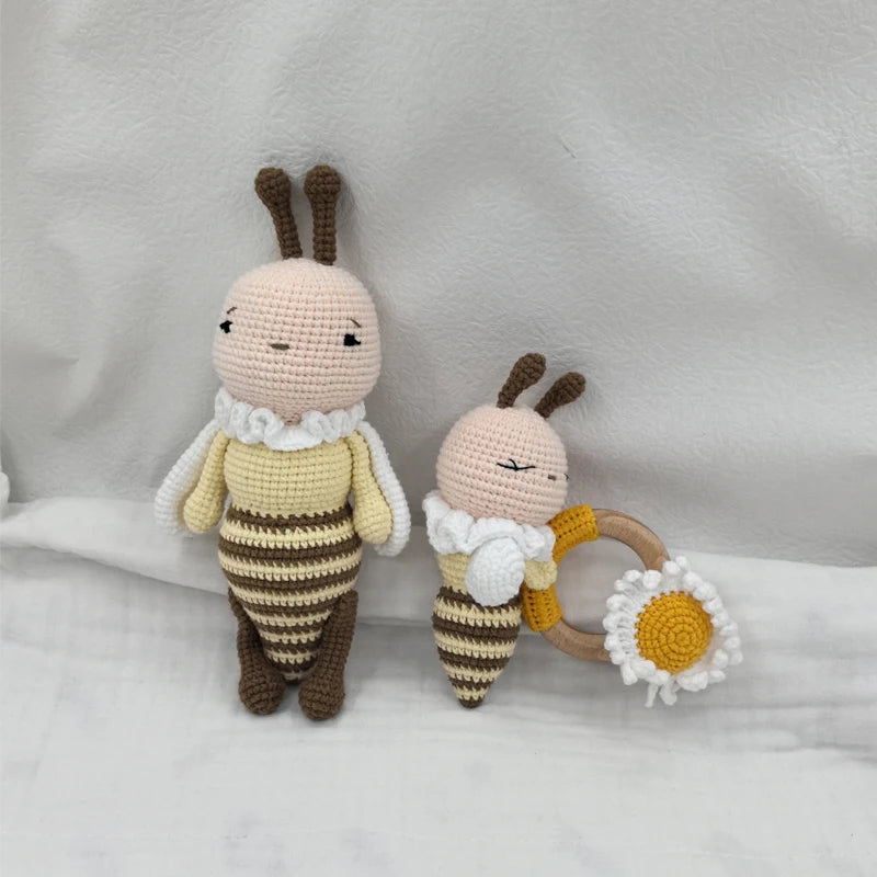 Baby Security Blanket Towel Feeding Bib Soft Towel Cotton Burping Cloth Infant Shower Gift Knitted Lovely Animal Rattle Sleep To